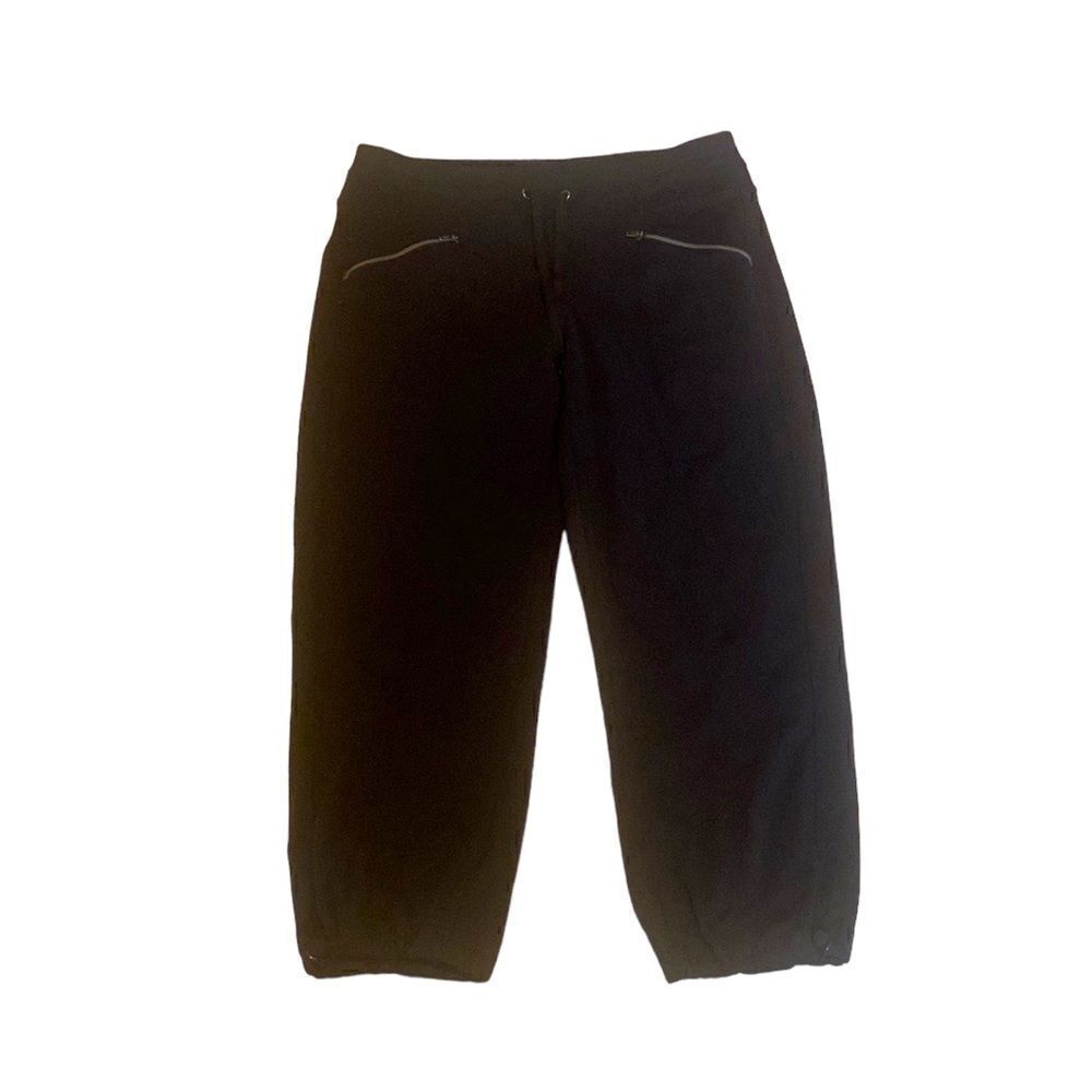 ATHLETA crop nylon pants. Size S